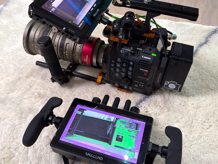 Canon eos c300 mk iii (ef) + monitori + wireless director's minitor