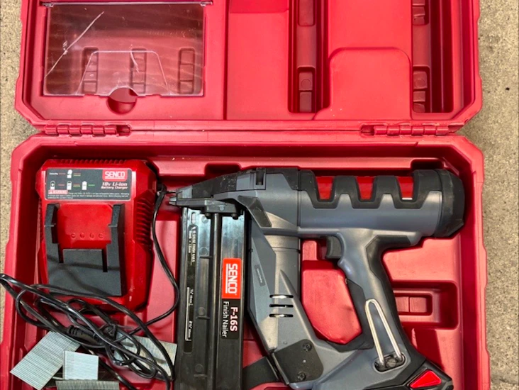 Batteridriven dyckertpistol