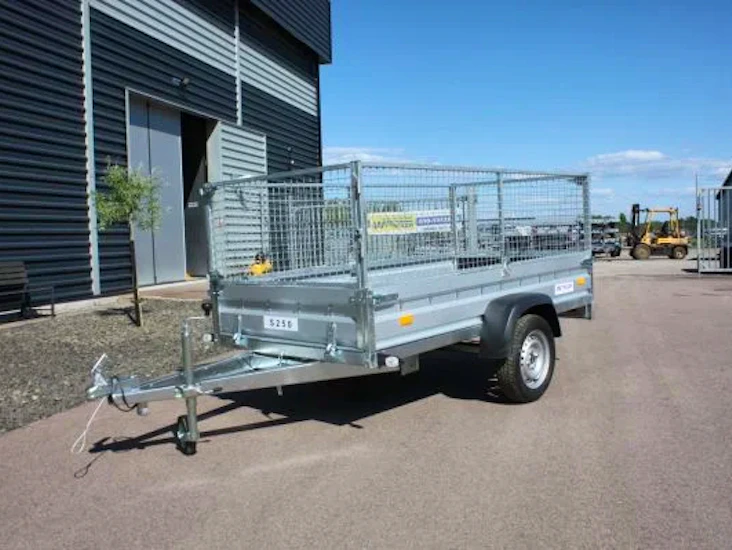 Obromsad wt trailer släpvagn 250 – flexibel öppning fram & bak med gallergrindar