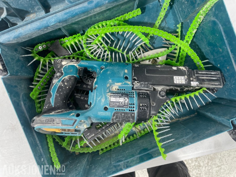 Makita skruautomat proff