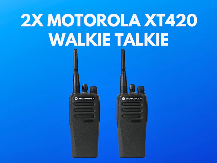 2x motorola xt420 walkie talkie