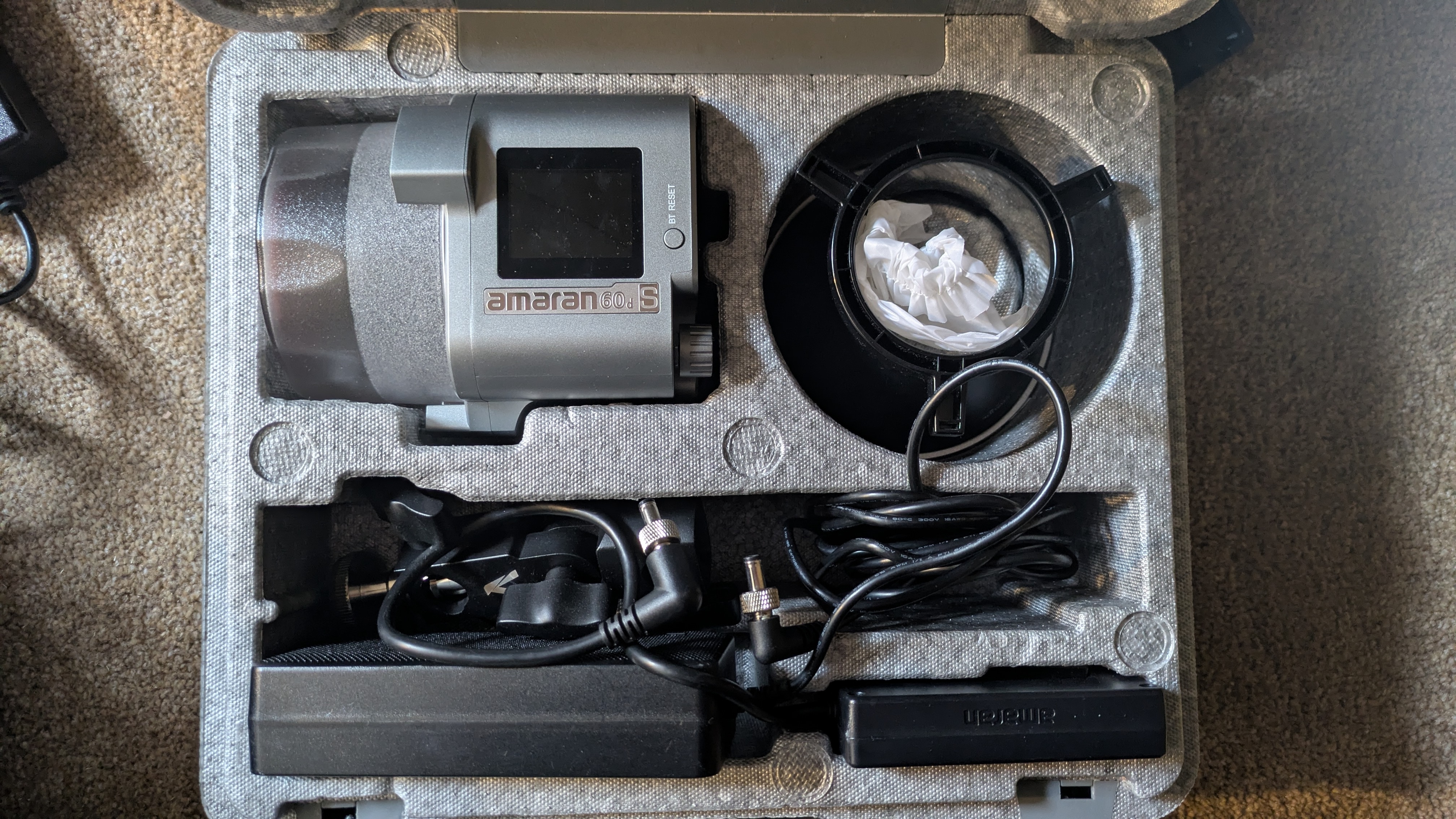 Aputure amaran 60d s