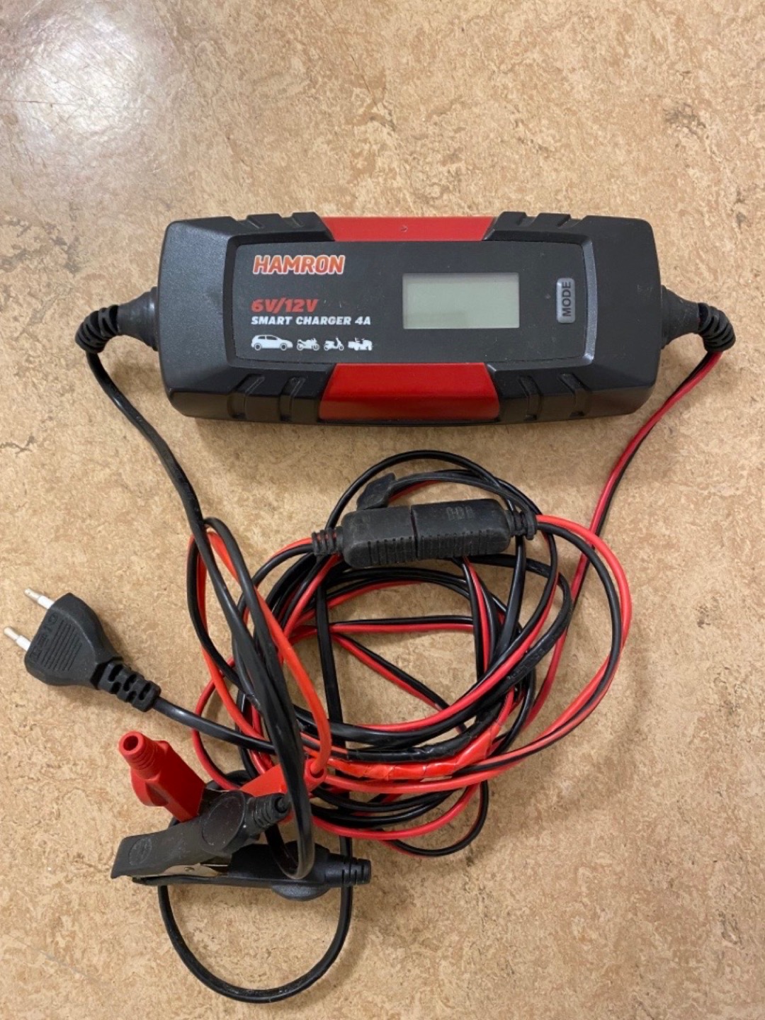 6/12 volt batteriladdare 