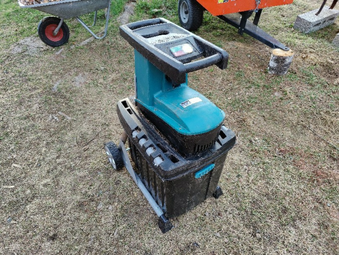 Makita ud2500 kompostkvern