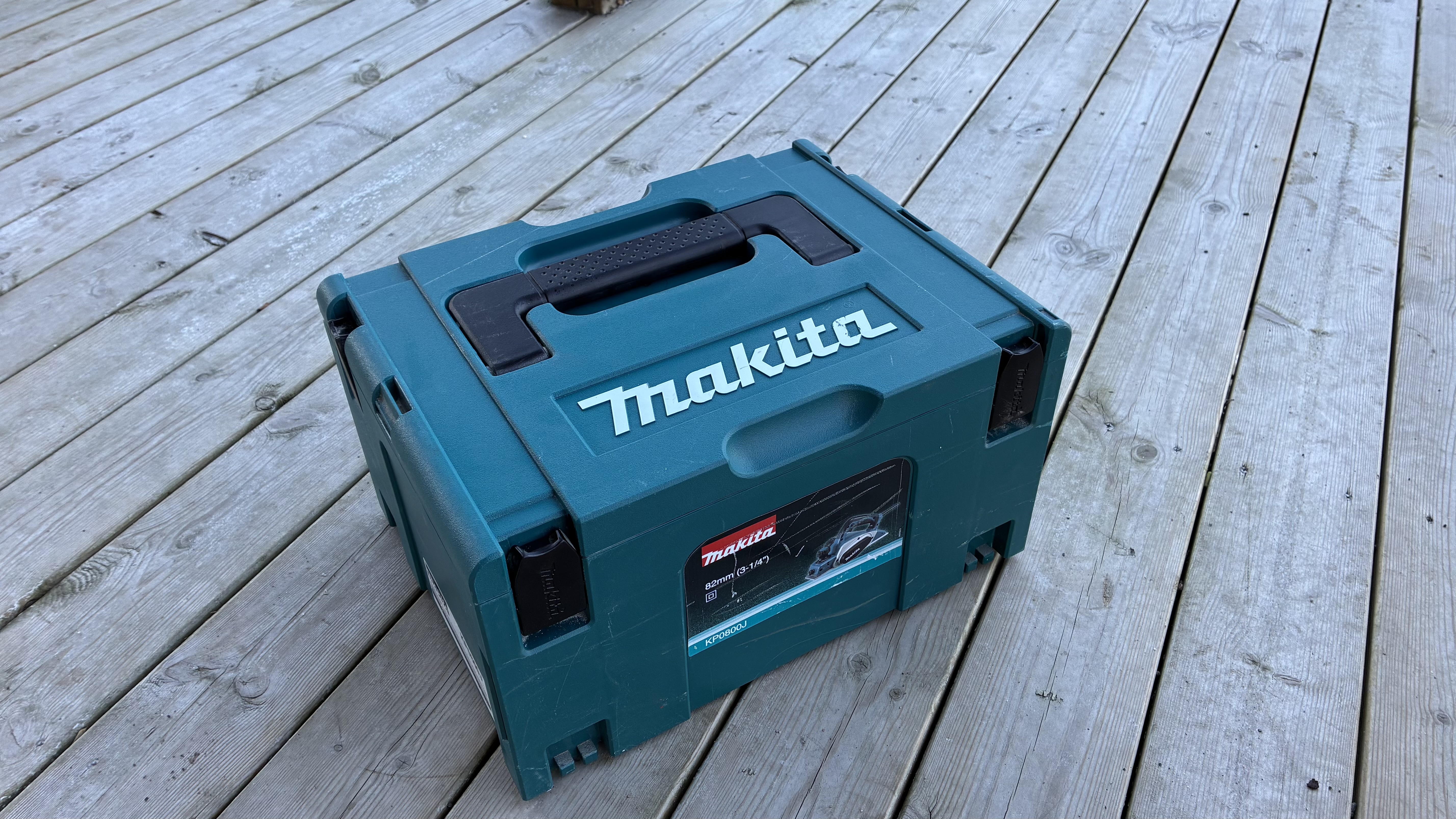 Makita elhyvel kp0800 620w 82mm