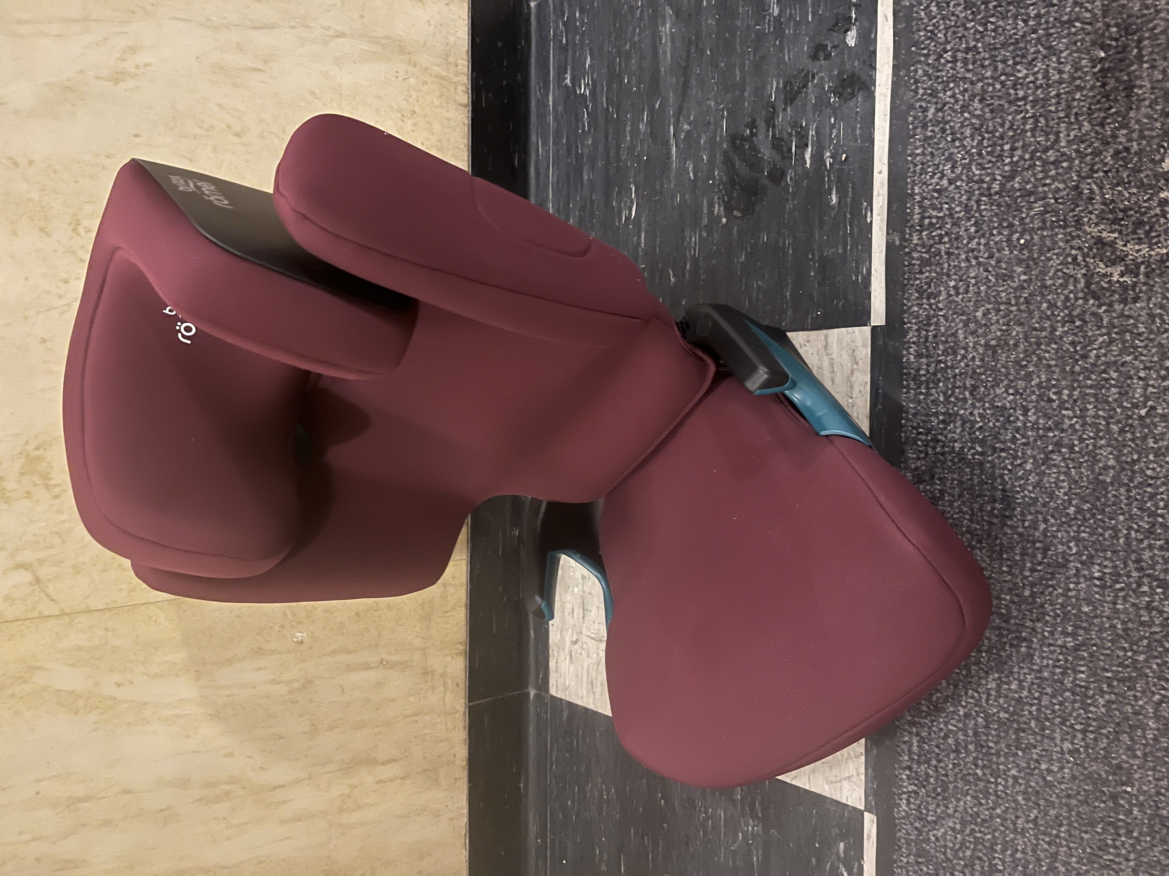 Turvaistuin britax 100 - 150 cm