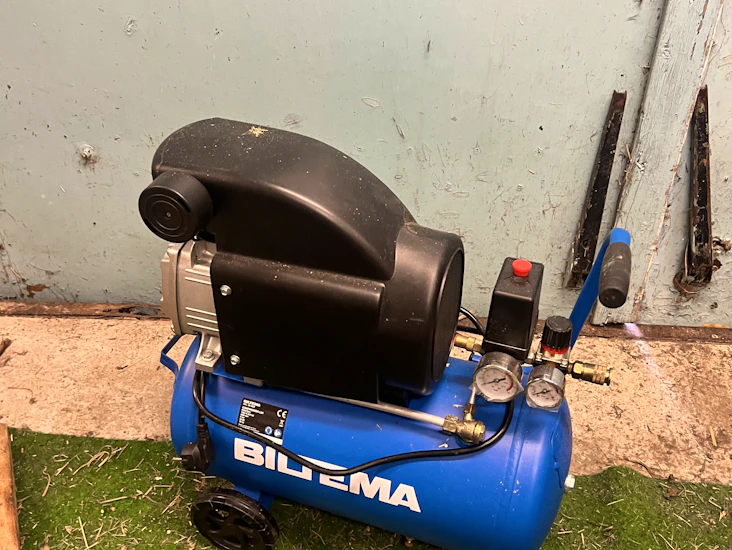 Paket allt du behöver spikpistol