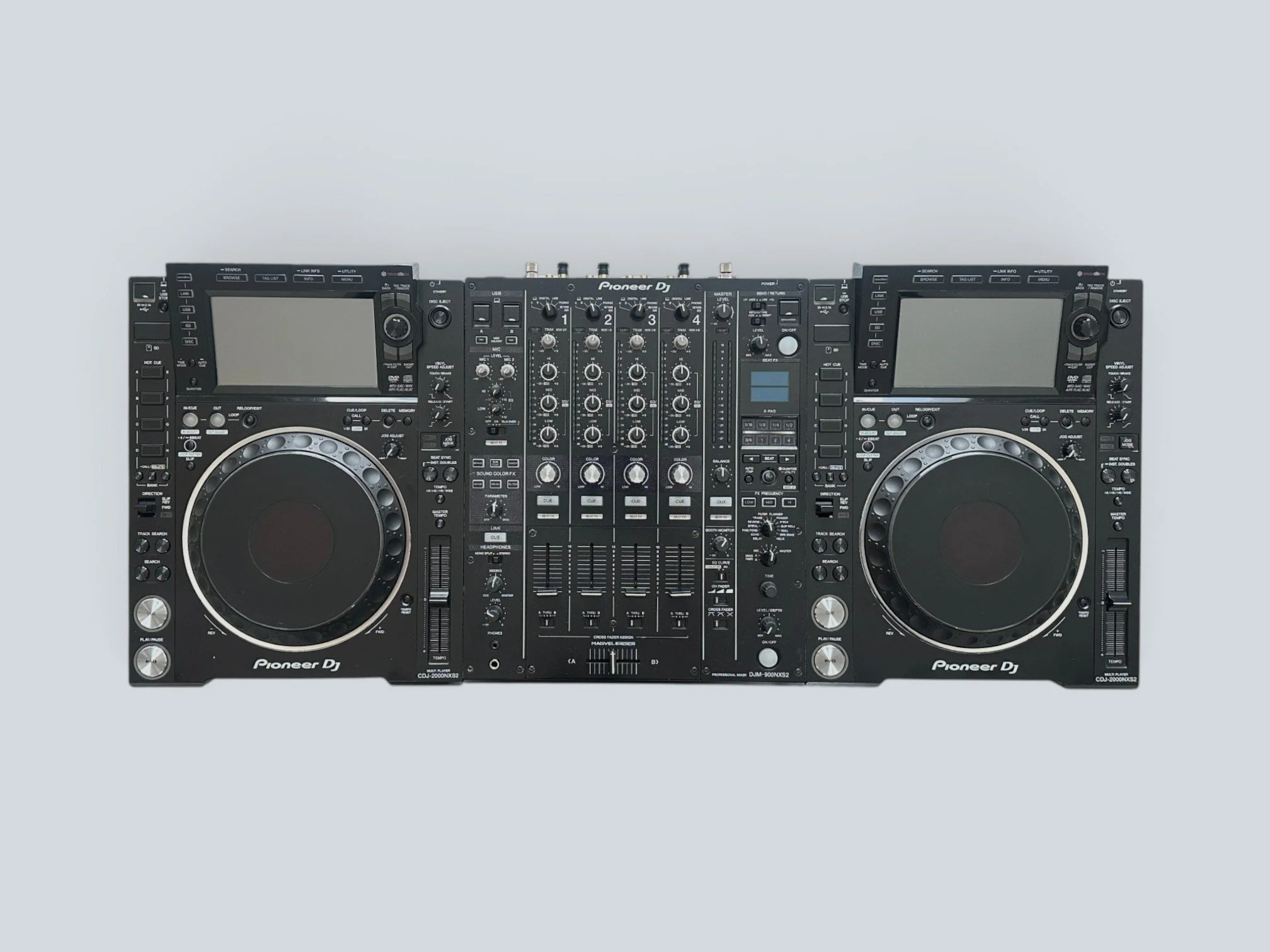 Cdj 2000nxs2’s & djm 900nxs2