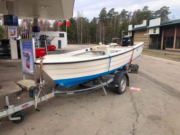 Trailer för vattenskoter eller mindre båt, norrtälje