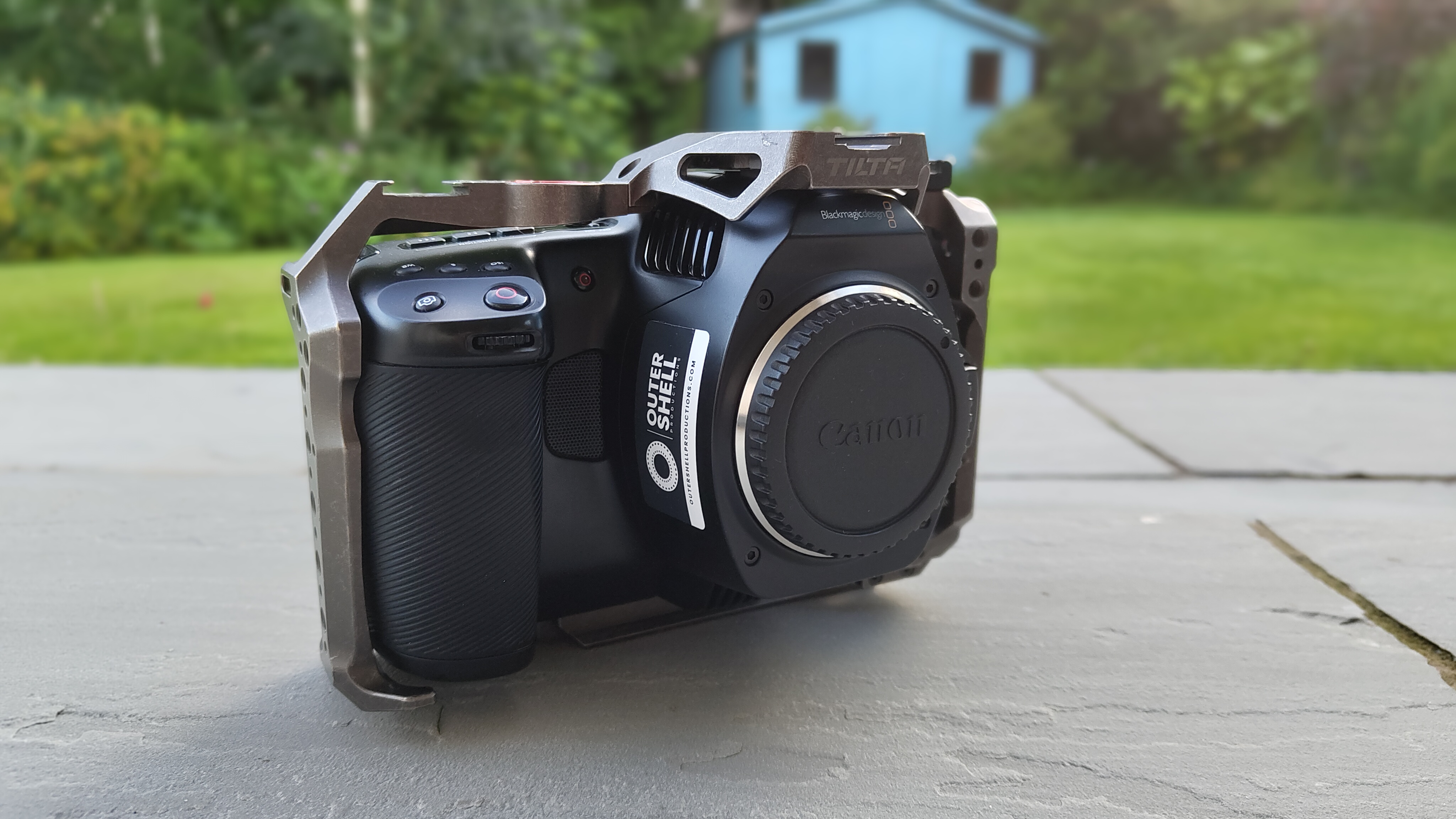 Blackmagic pocket cinema camera 6k pro (bmpcc6kpro) – high-end cinema camera hire