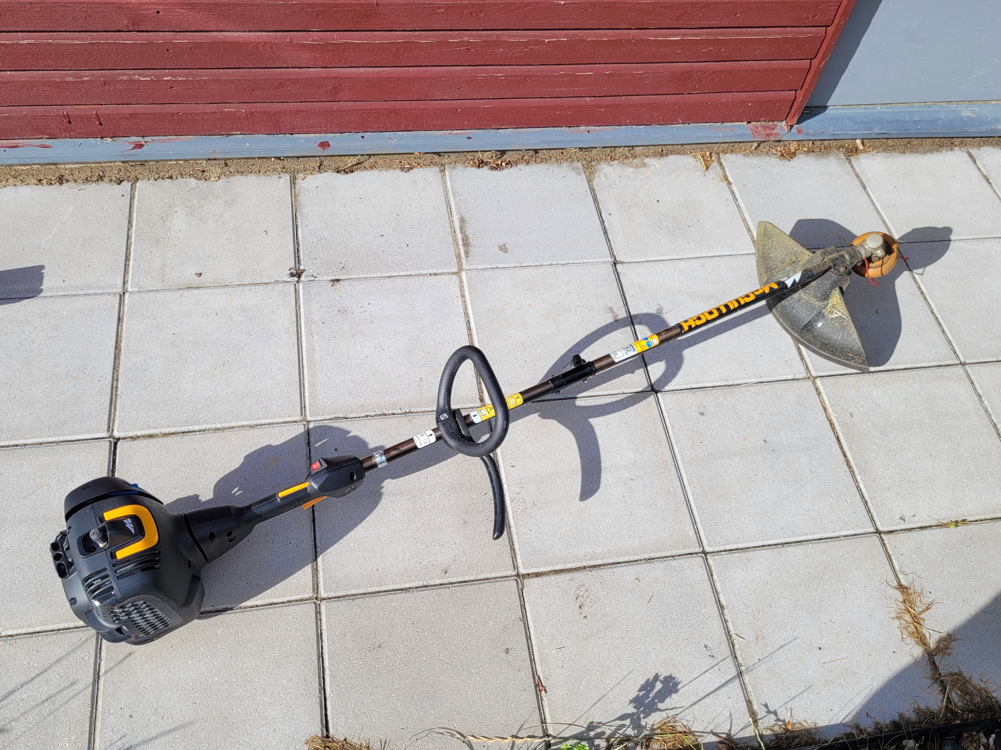 Mcculloch b26 ps bensindriven multi maskin häcktrimmer/röjsåg 