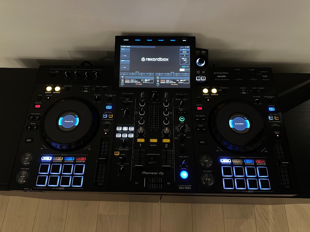 Pioneer xdj-rx3 m/ transportbag