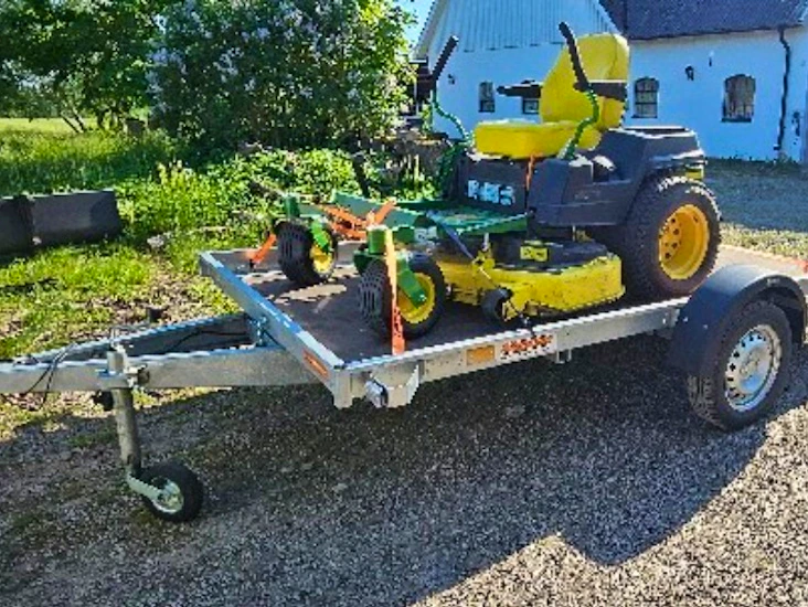 Åkgräsklippare för större ytor