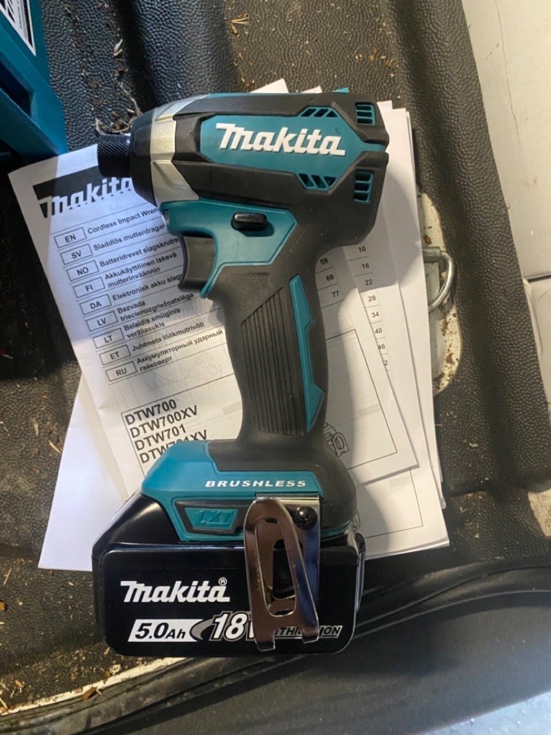 Makita boltskrutrekker