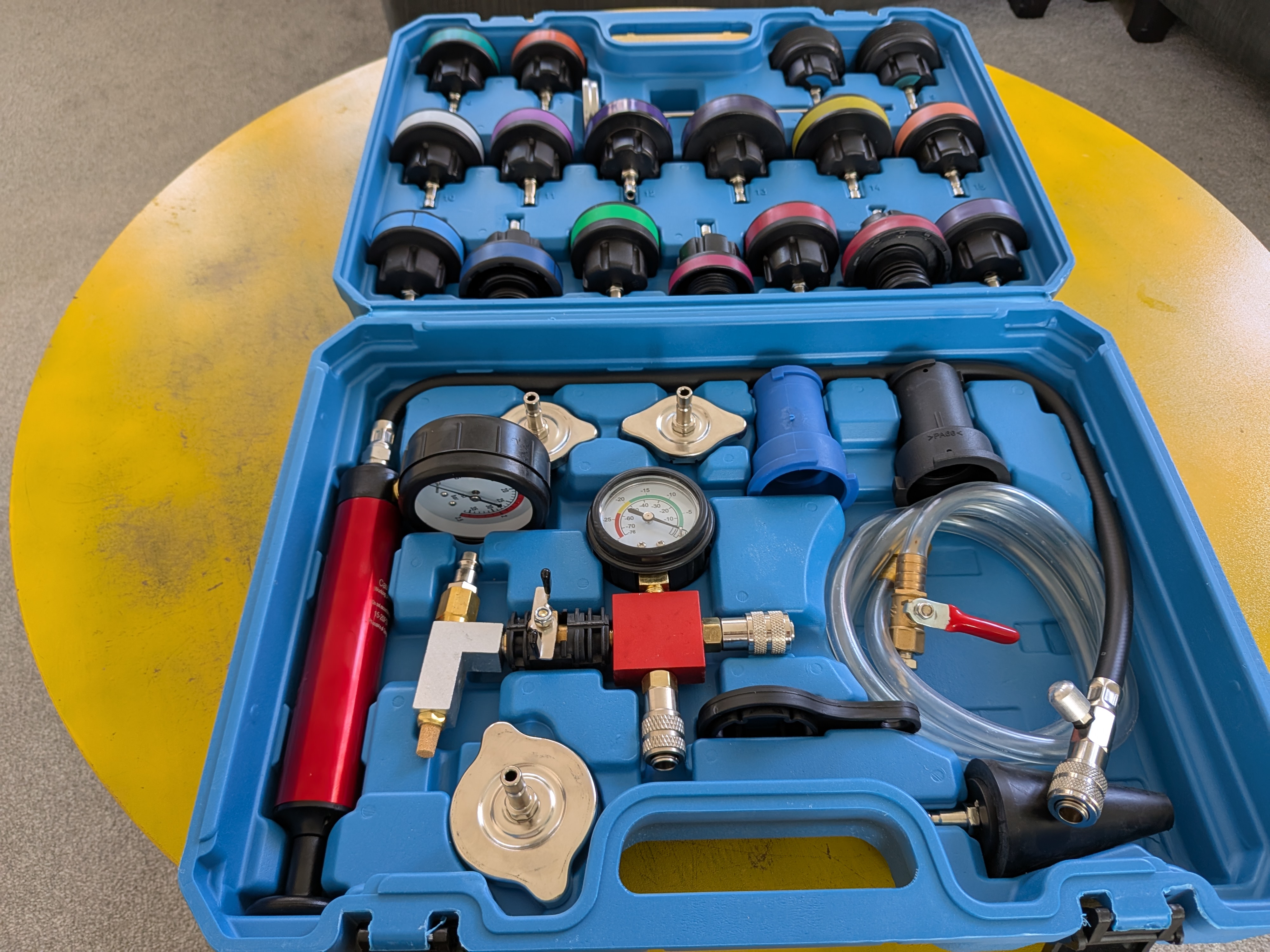 28 piece cooling system radiator pressure tester kit