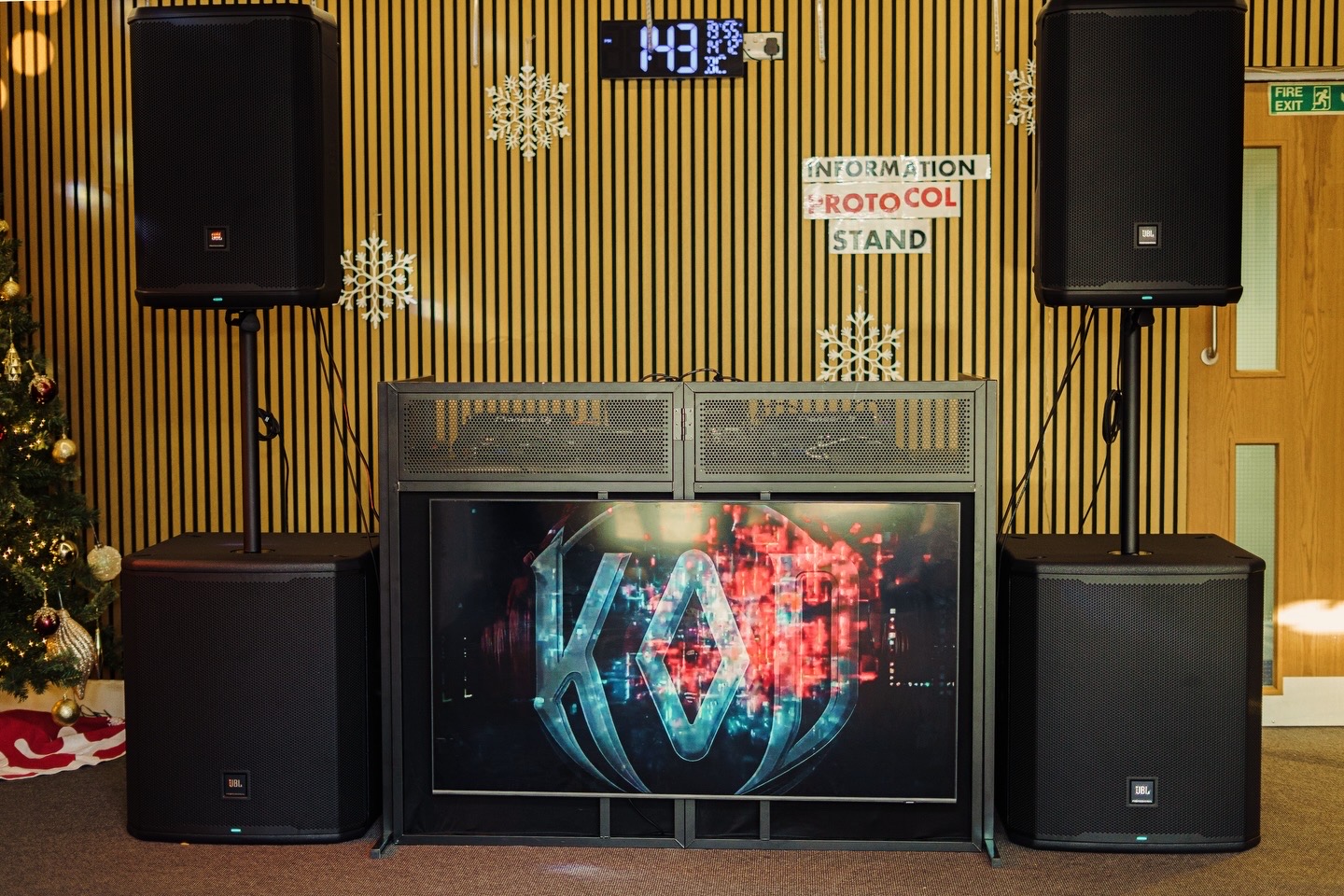 Ultimate pro dj rental package- dorset, hampshire & nationwide 