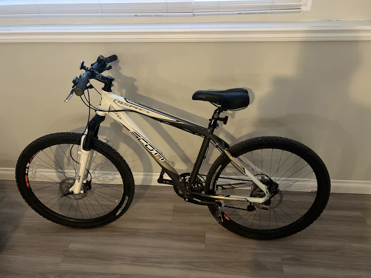 Scott aspect 20 mountain bike.