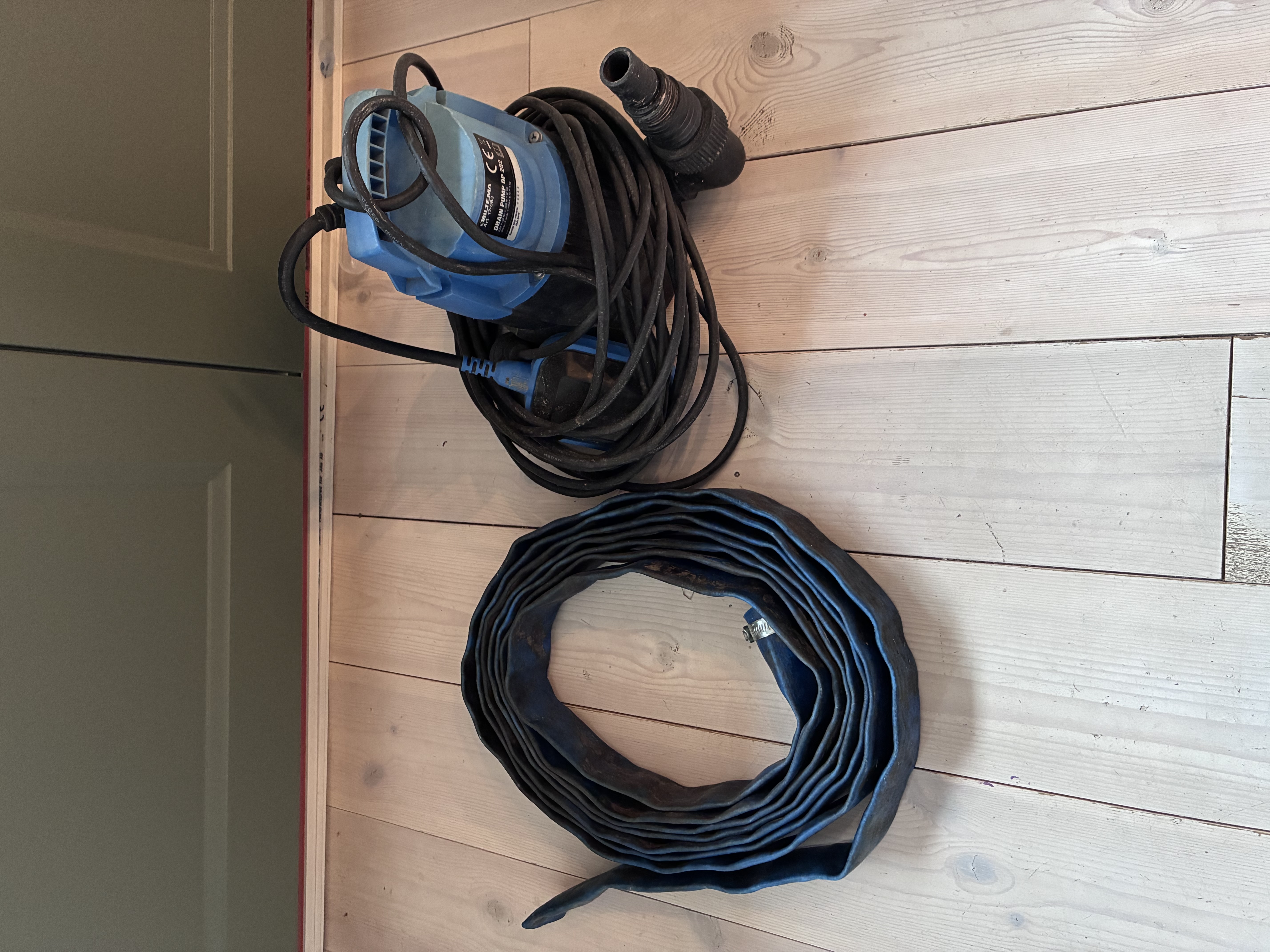Dränkpump m 5 meter slang