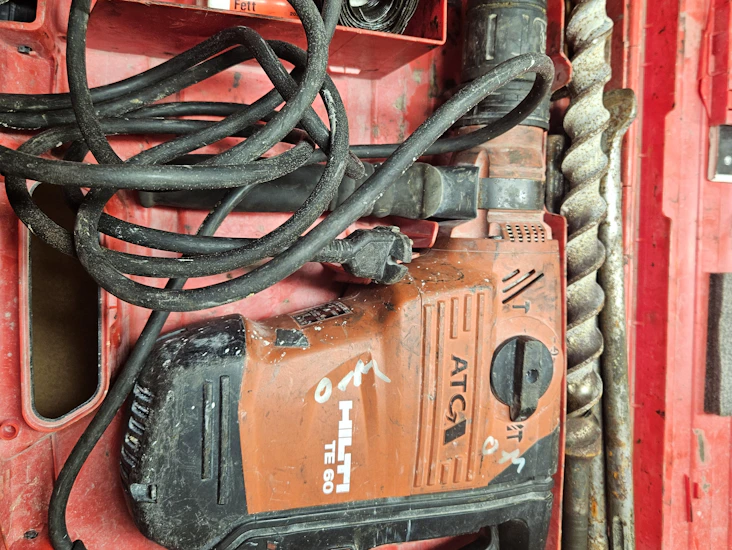 Hilti te 60 bor og meisel