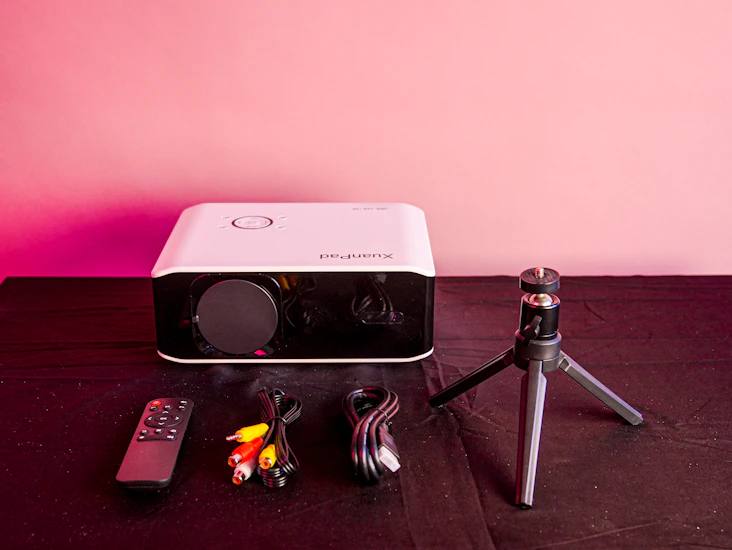 Xuanpad home theatre projector