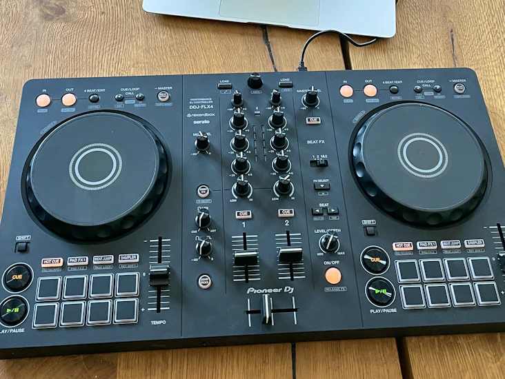 Pioneer ddj-flx4