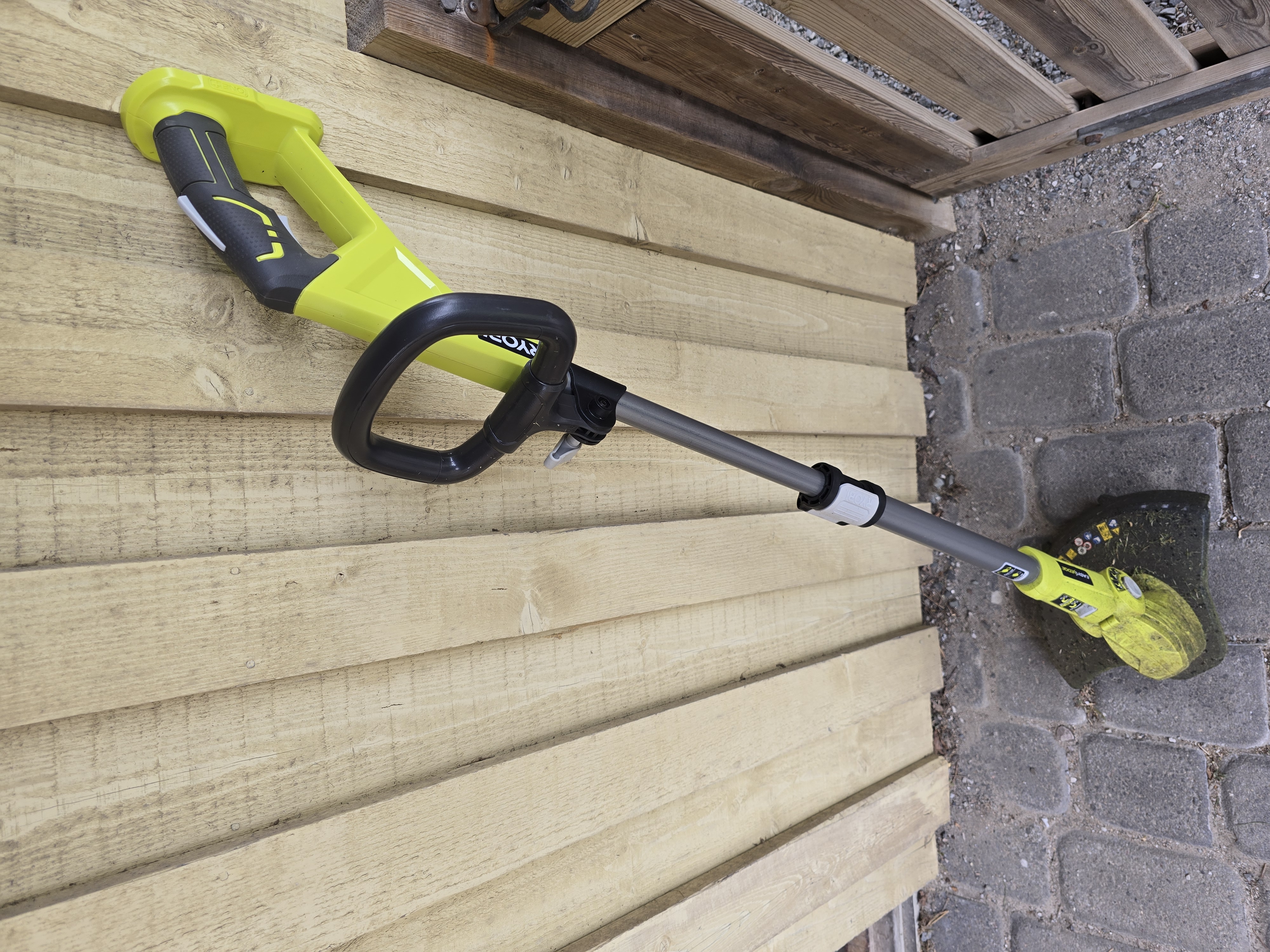 Ryobi olt1832 grästrimmer