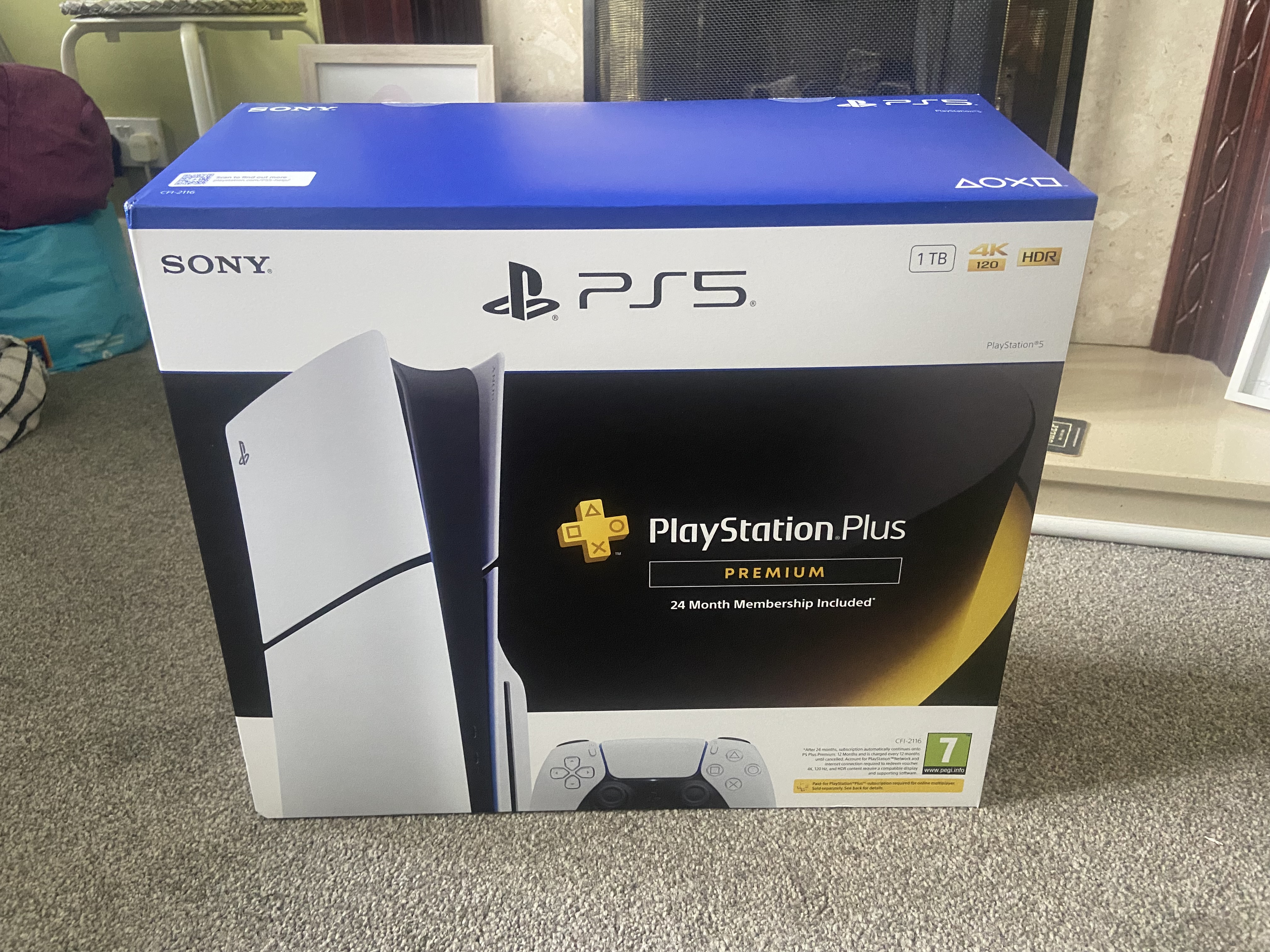 Play station 5 1tb ssd