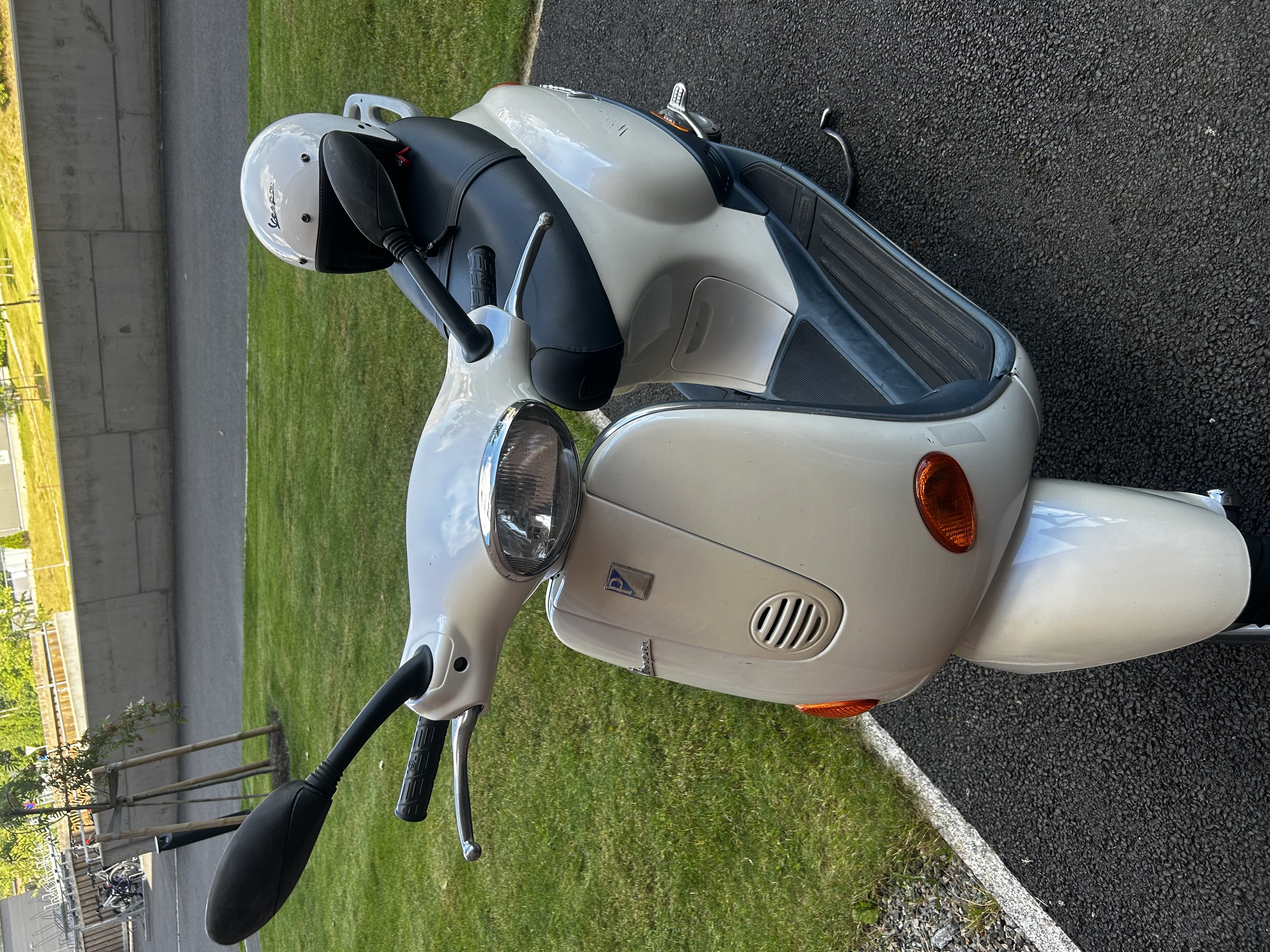 Vespa 50cc 