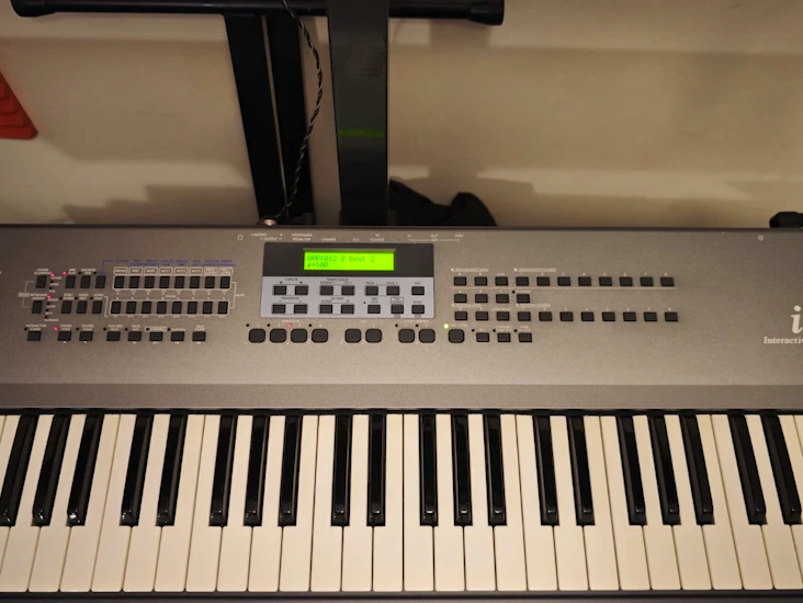 Korg ix300 rare vintage music keyboard synthesizer workstation