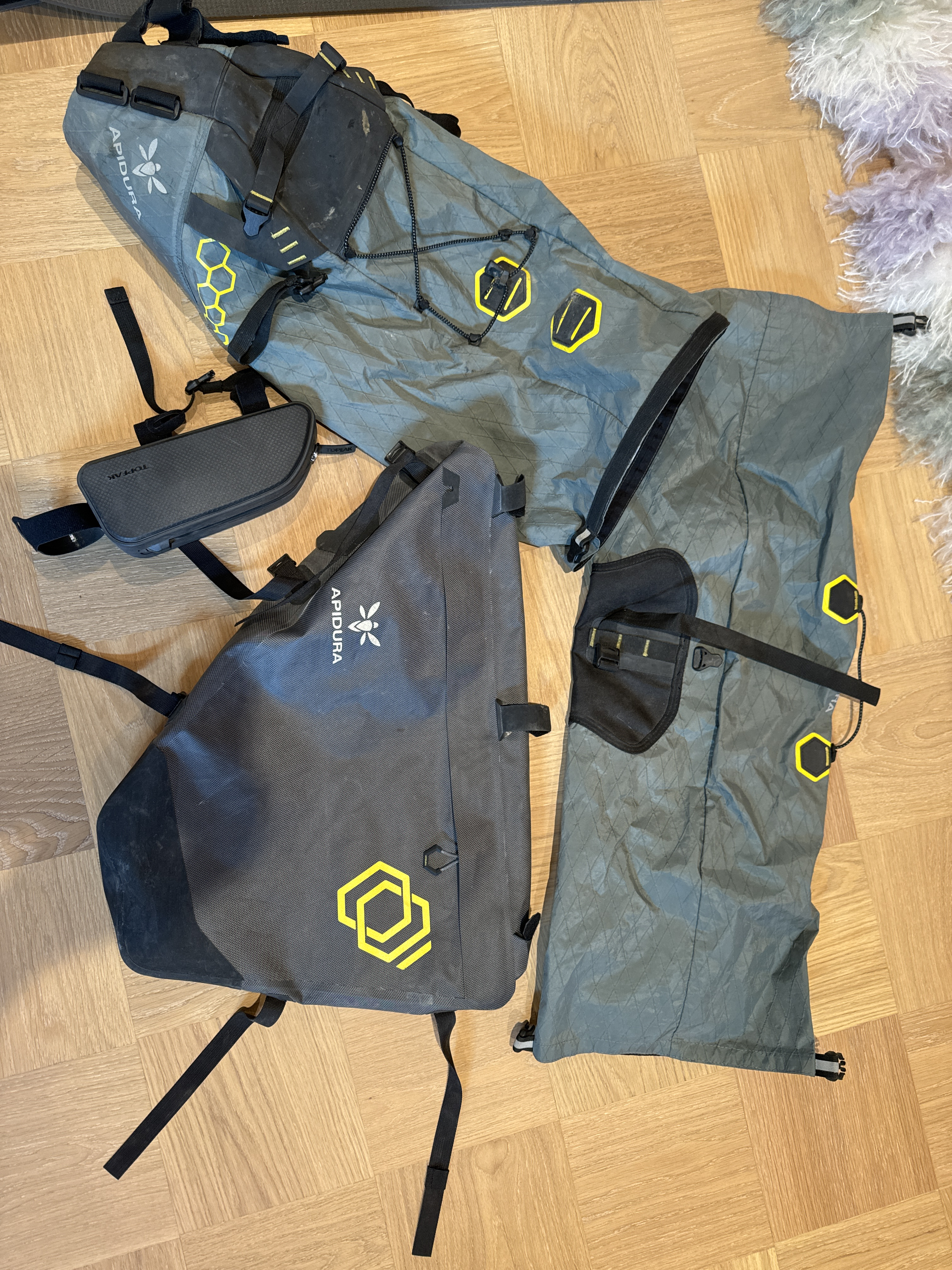 Apidura bikepacking
