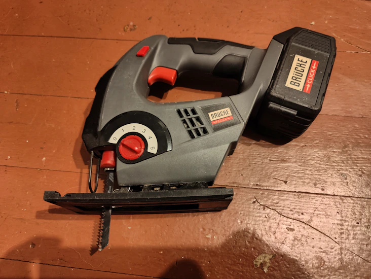 18v brucke pistosaha