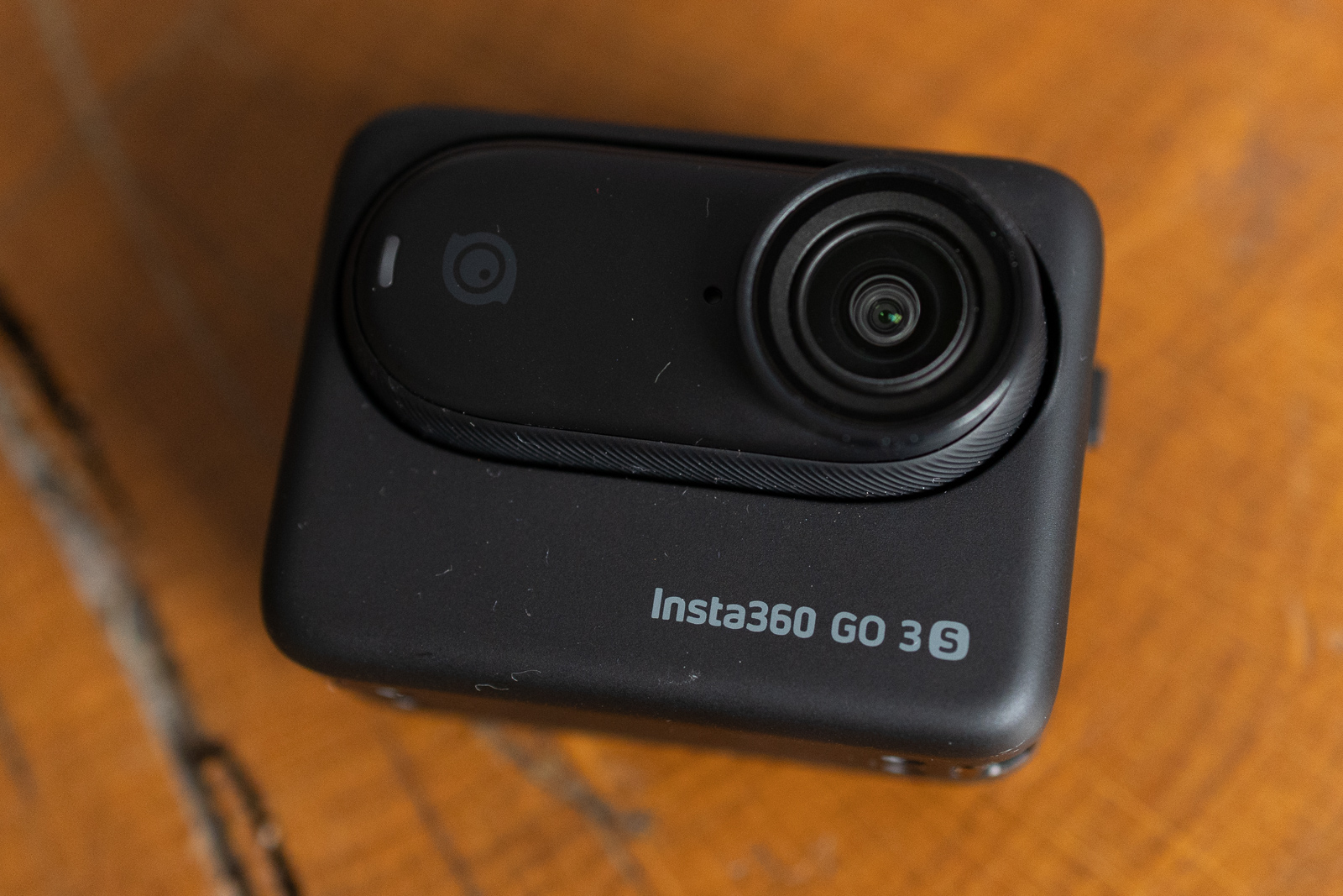 Insta360 go 3s 4k tiny action camera (excellent condition / minor cosmetic dent)