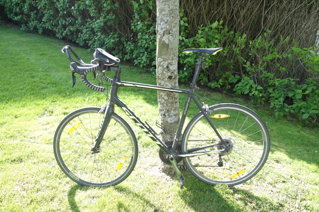 Scott landeveissykkel med aerobars (185-195)