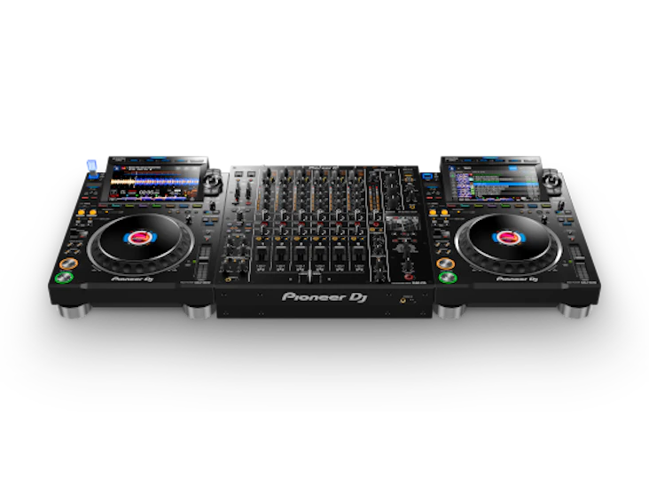 2stk pioneer cdj 3000 og pioneer v10 mikser