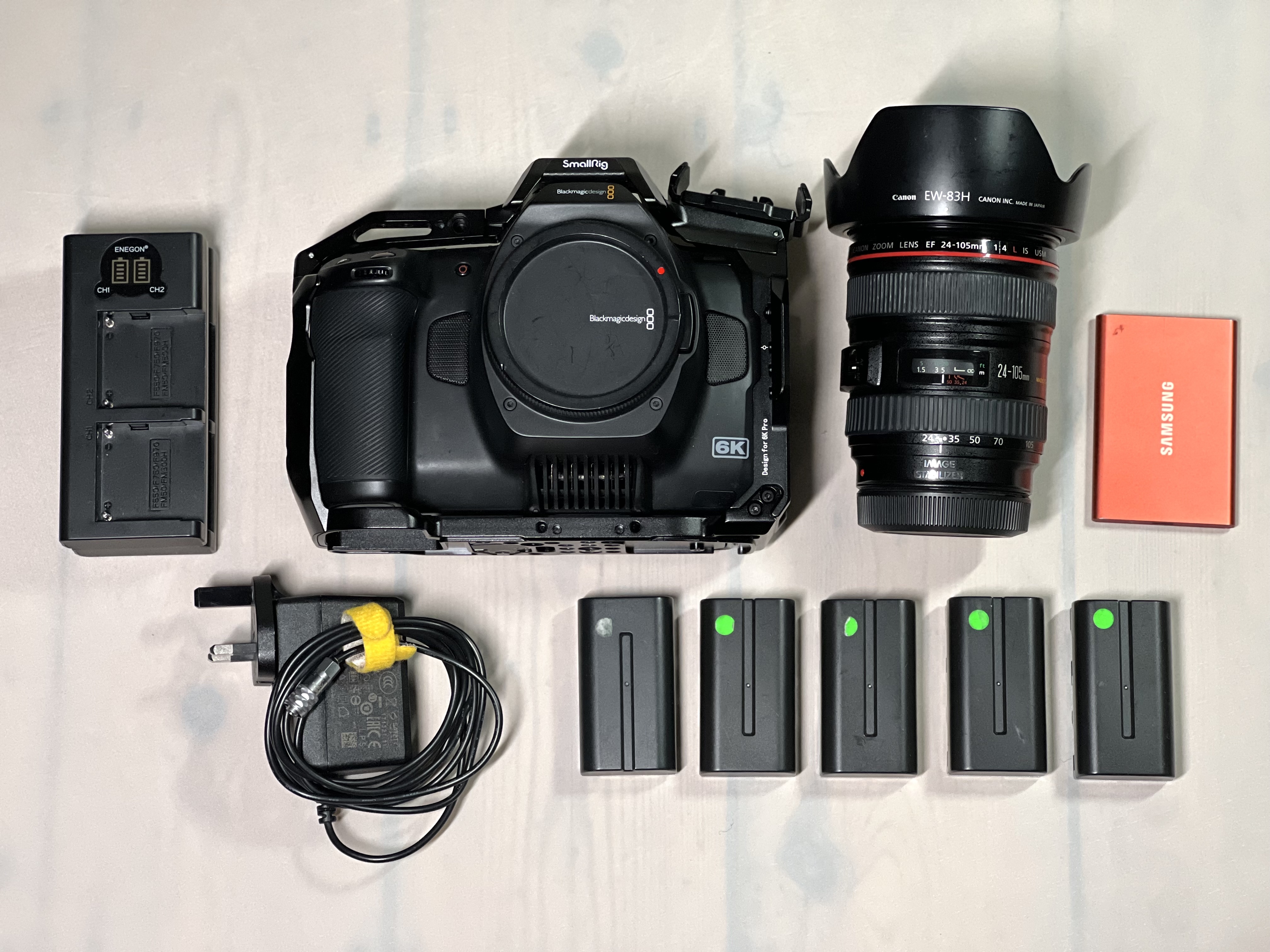 Blackmagic 6k pro bmpcc body  + canon ef is 24-105mm f4 + batteries + ssd 2tb