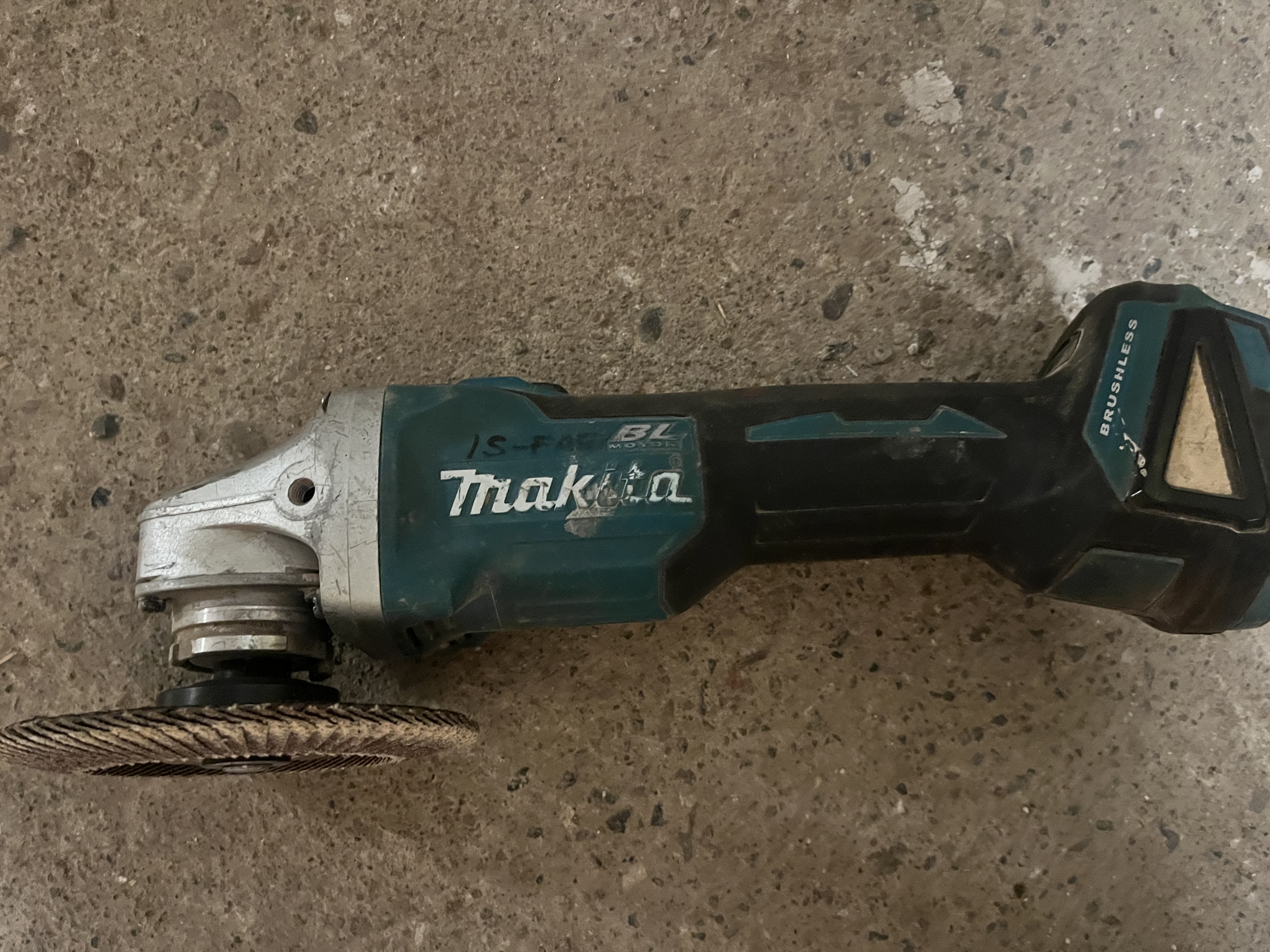 Kulmahiomakone 125mm