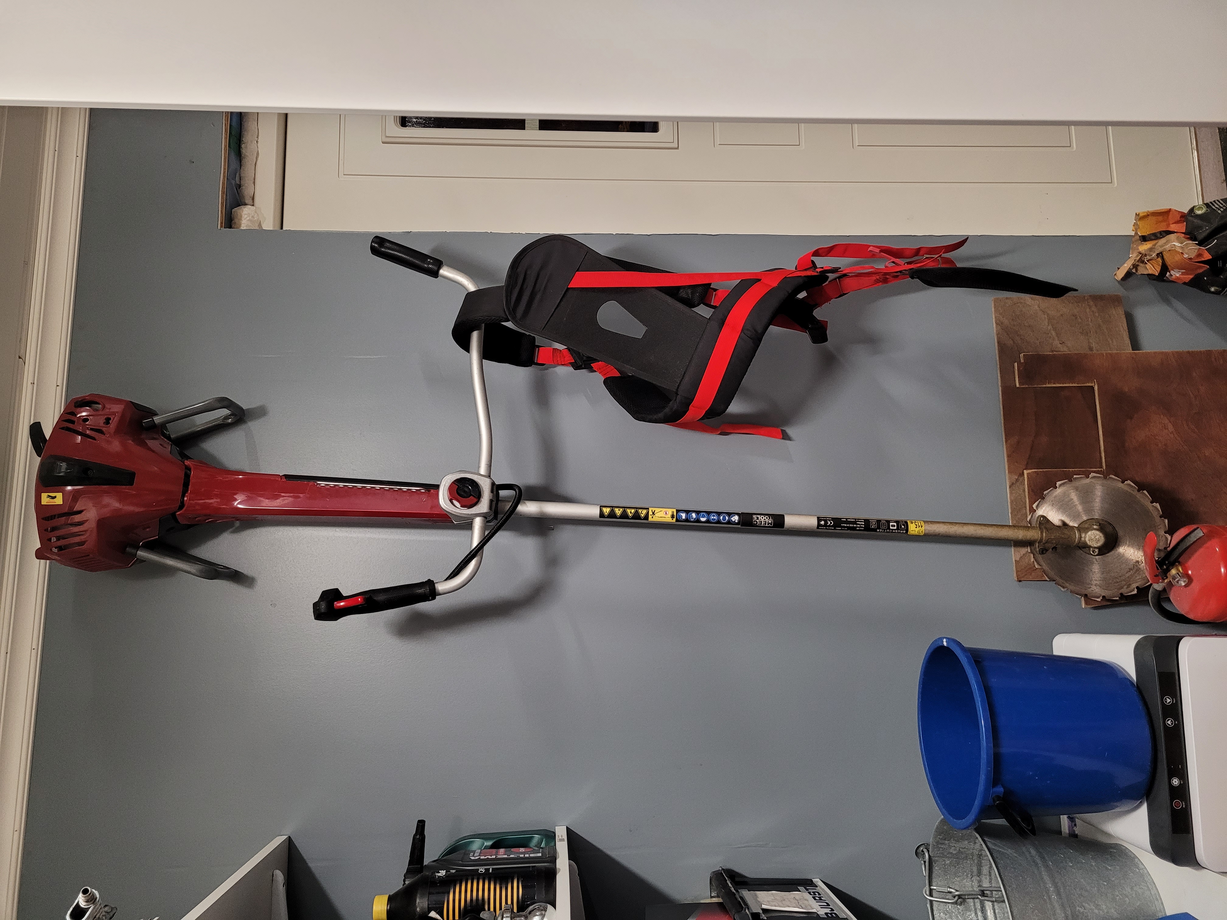 Meec kraftig röjsåg/grästrimmer