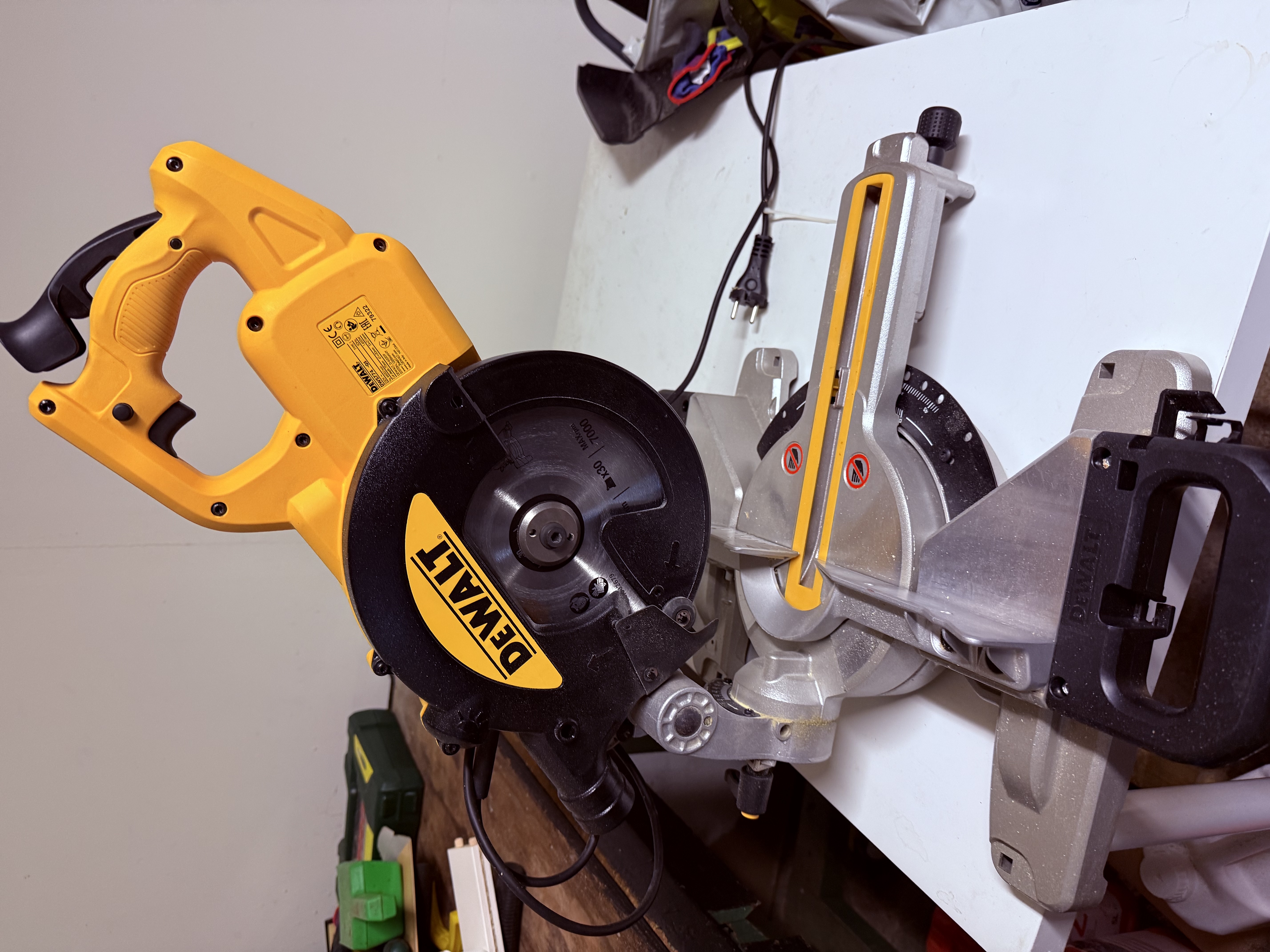 Dewalt gersåg / kapsåg