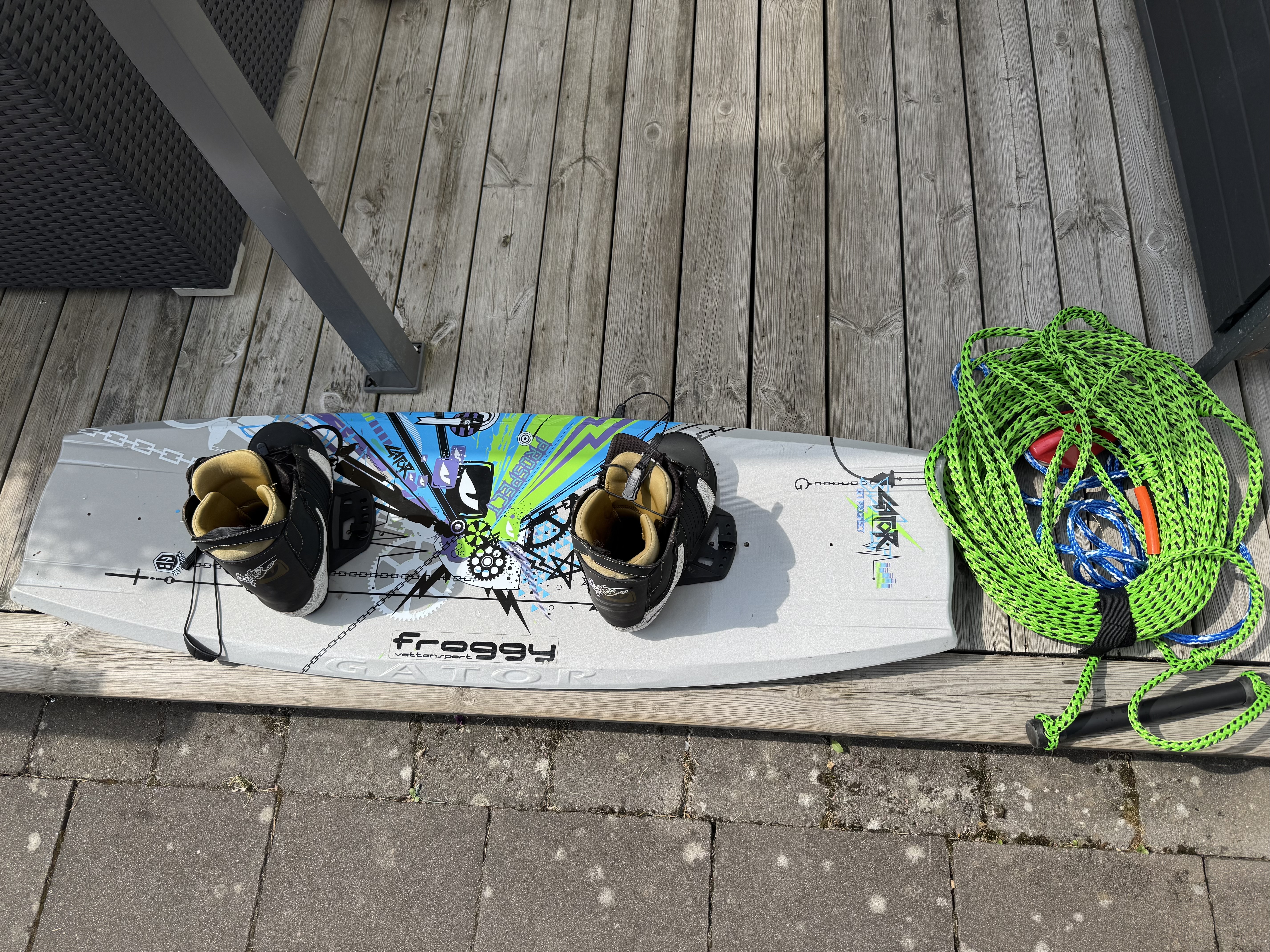 Komplett wakeboard-paket för nybörjare (135 cm) – lina & block ingår