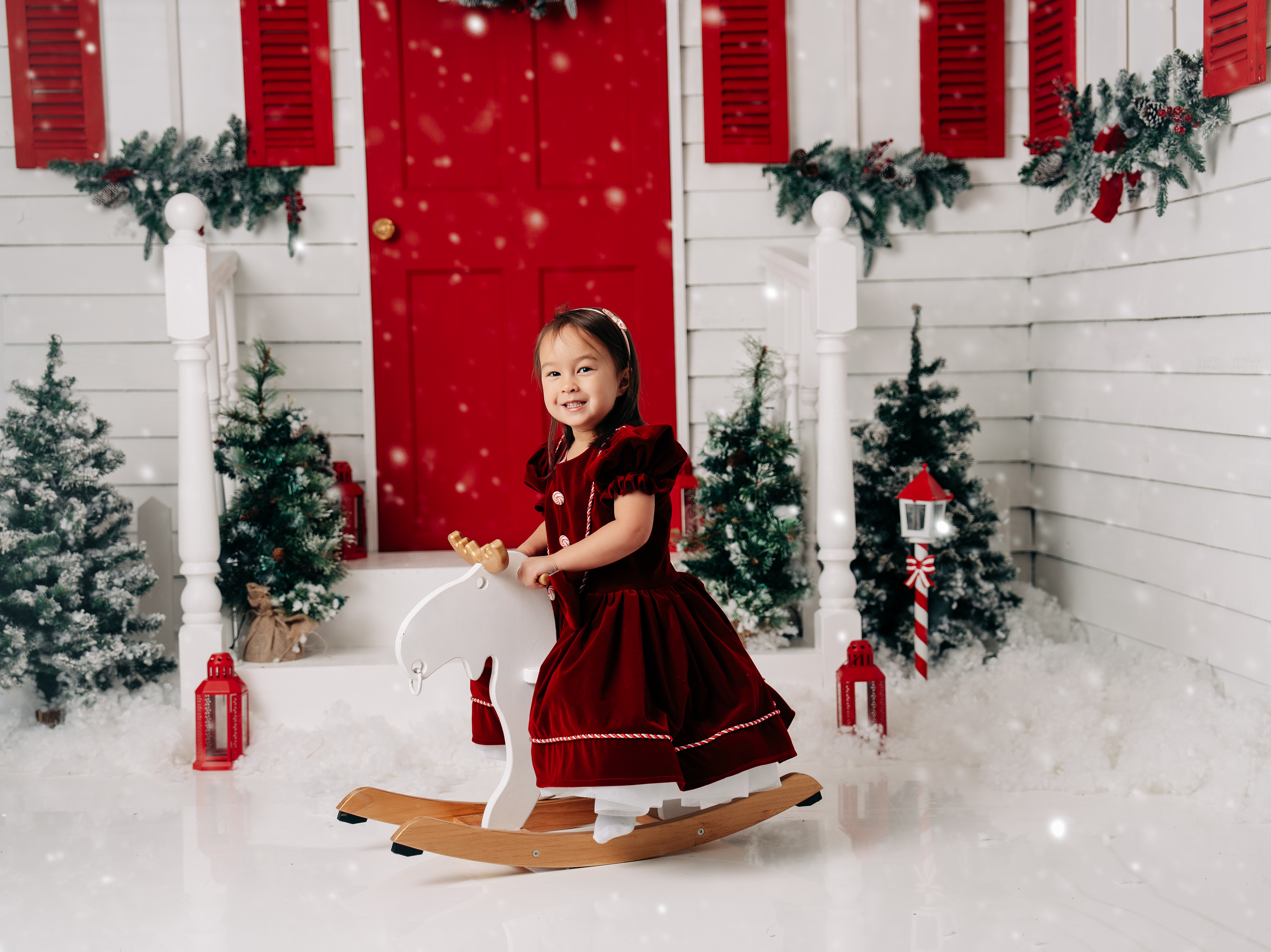 Christmas/ new's eve designer red velvet girl dress 5-6 years