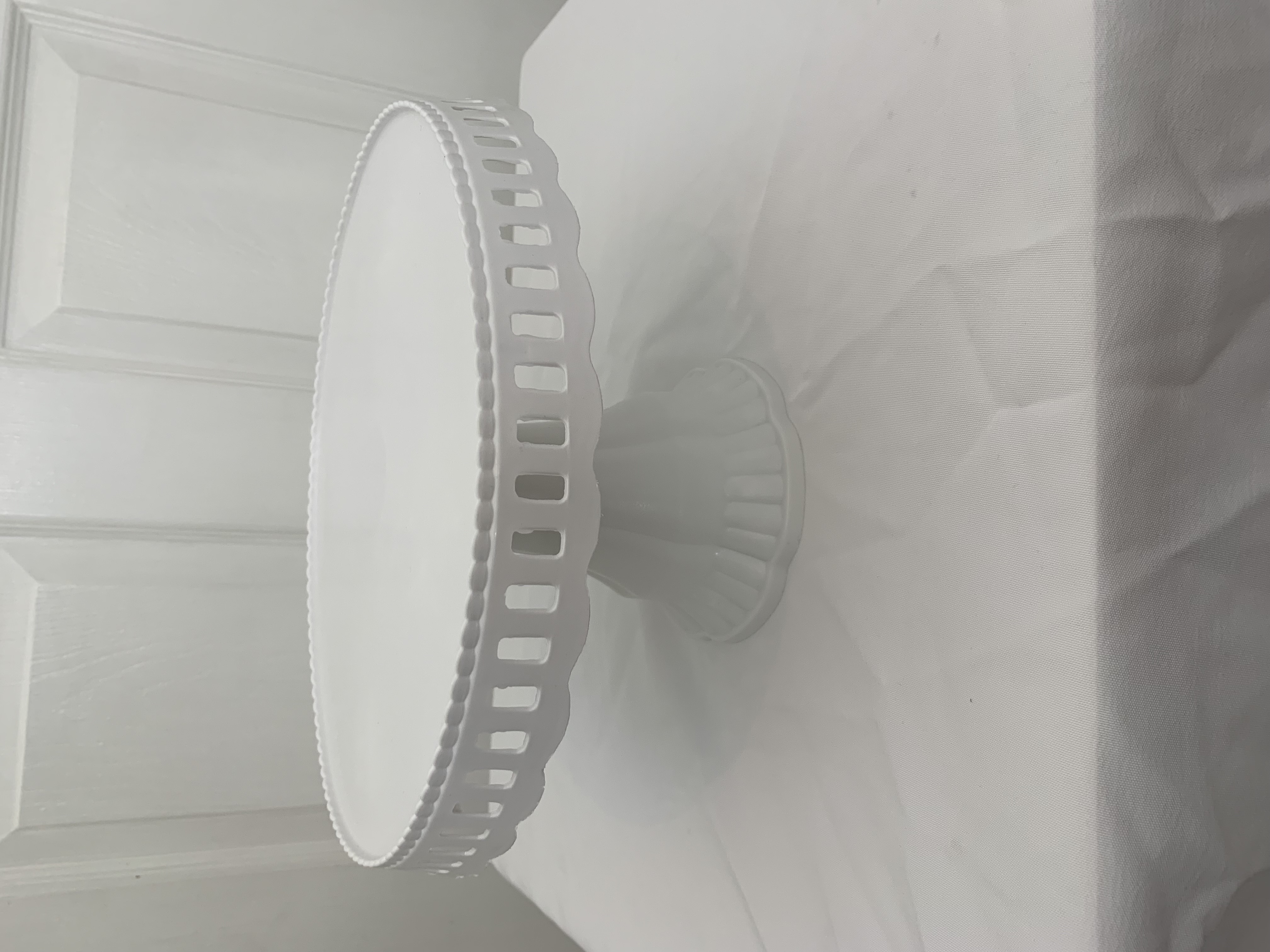 Cake stand 