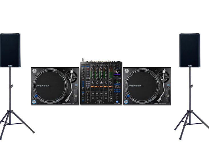 Pioneer dj 2x plx 1000 turntables / vinyl & djm-a9 mixer with needles + 2x qsc k8.2 8'' active pa speaker with stand