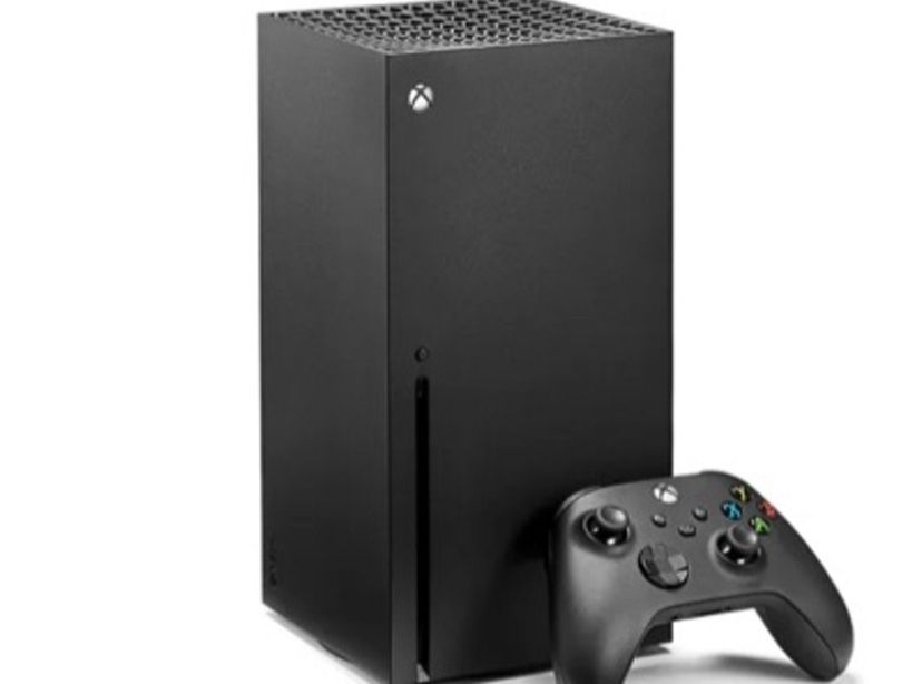 Xbox series x , wired controller included 