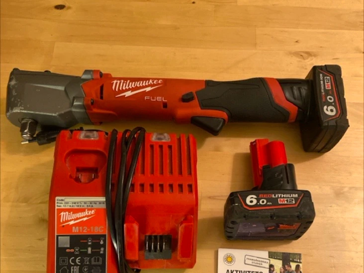 Milwaukee 1/2 90 mutterdragare