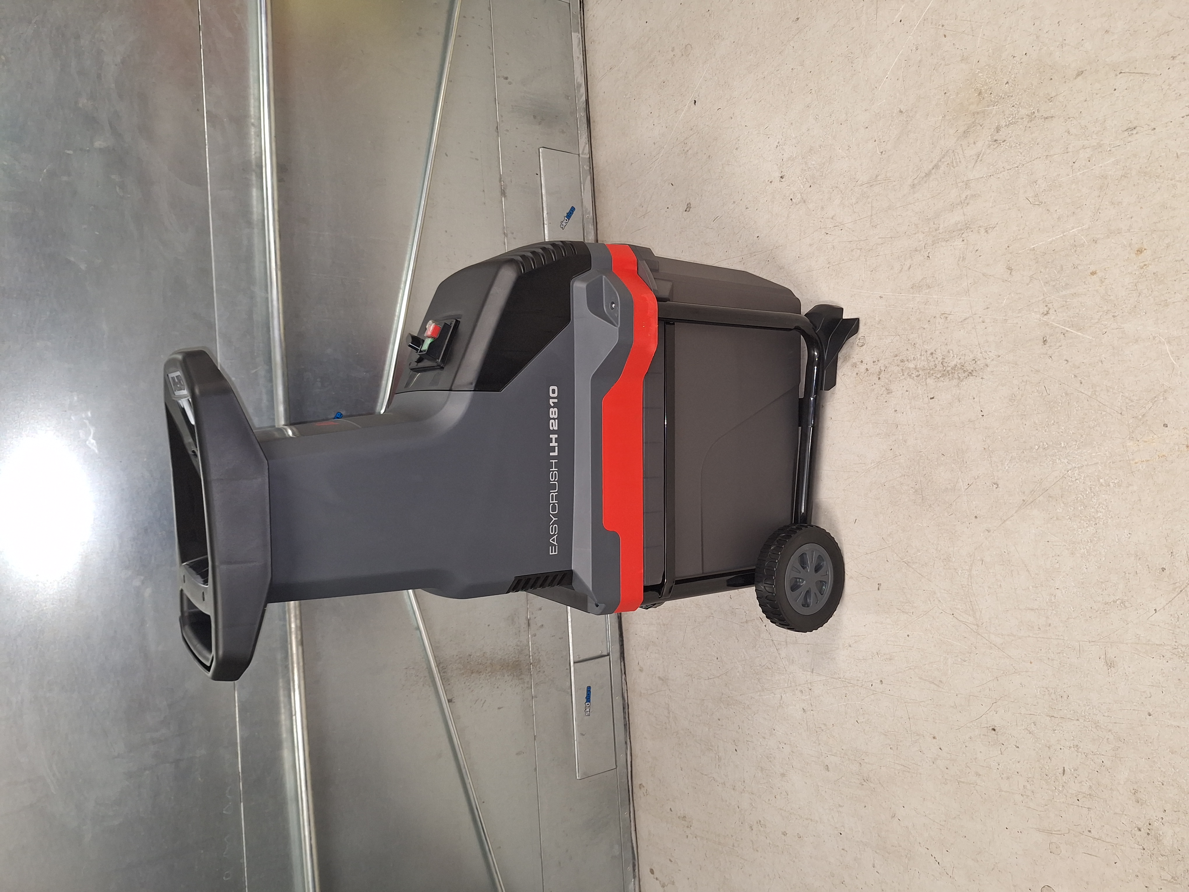 Eldriven kompostkvarn 