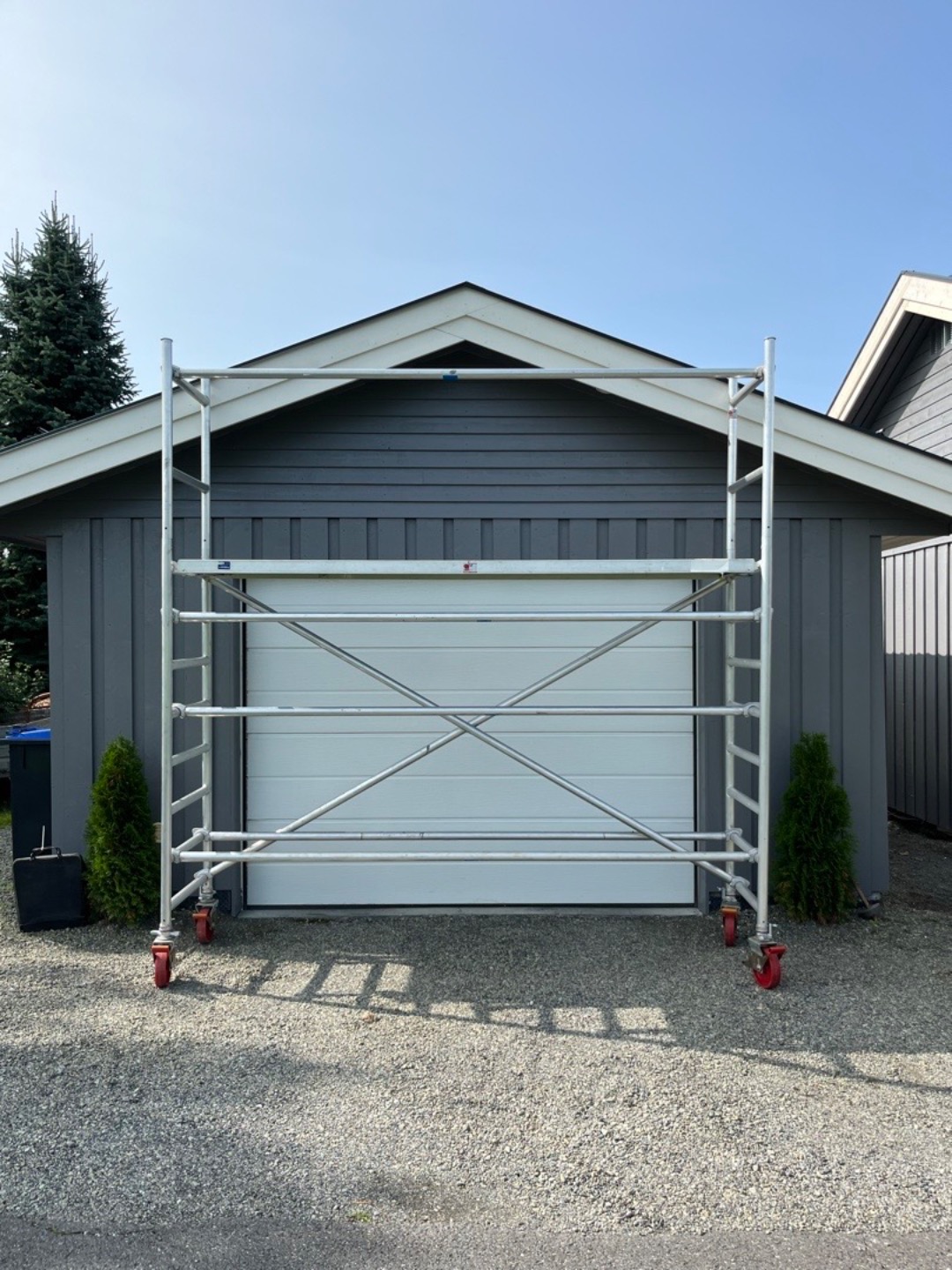 Rullestillas leies ut.