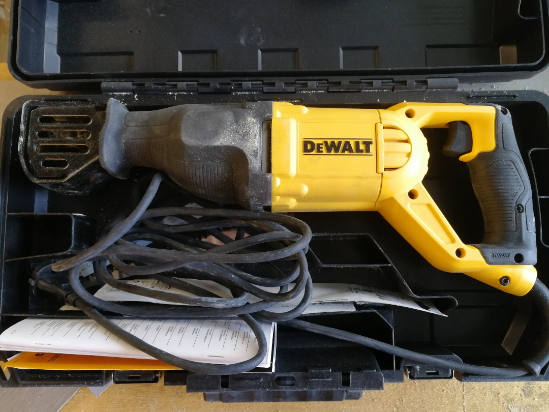 Dewalt tigersåg med sladd