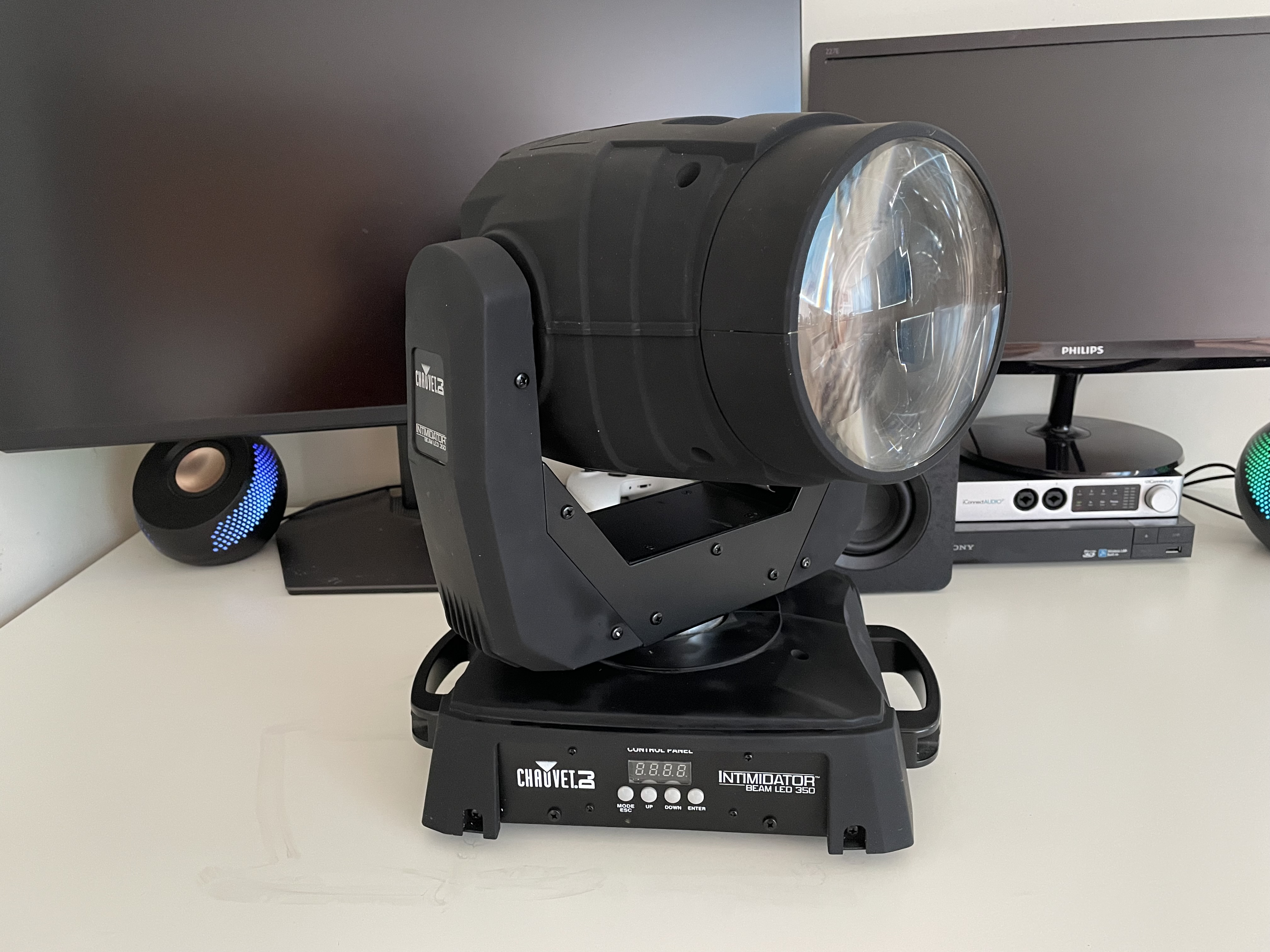 Chauvet dj intimidator beam led 350
