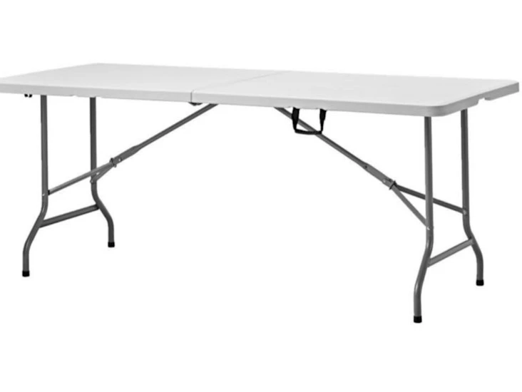 Utleie av klappbord og klappstoler