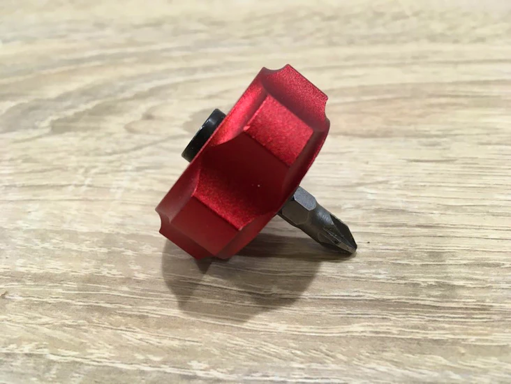 Stubbskruvmejsel med bits